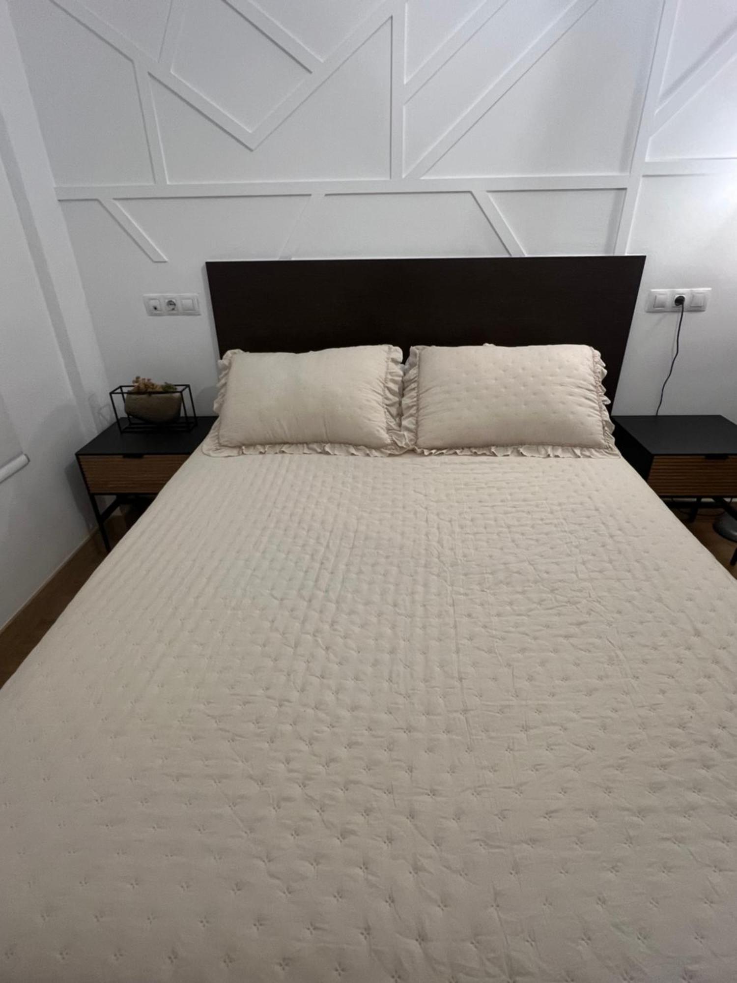 Piso Con Ac, Piscina Y Pista De Padel Y Tenis En 아길라스 외부 사진