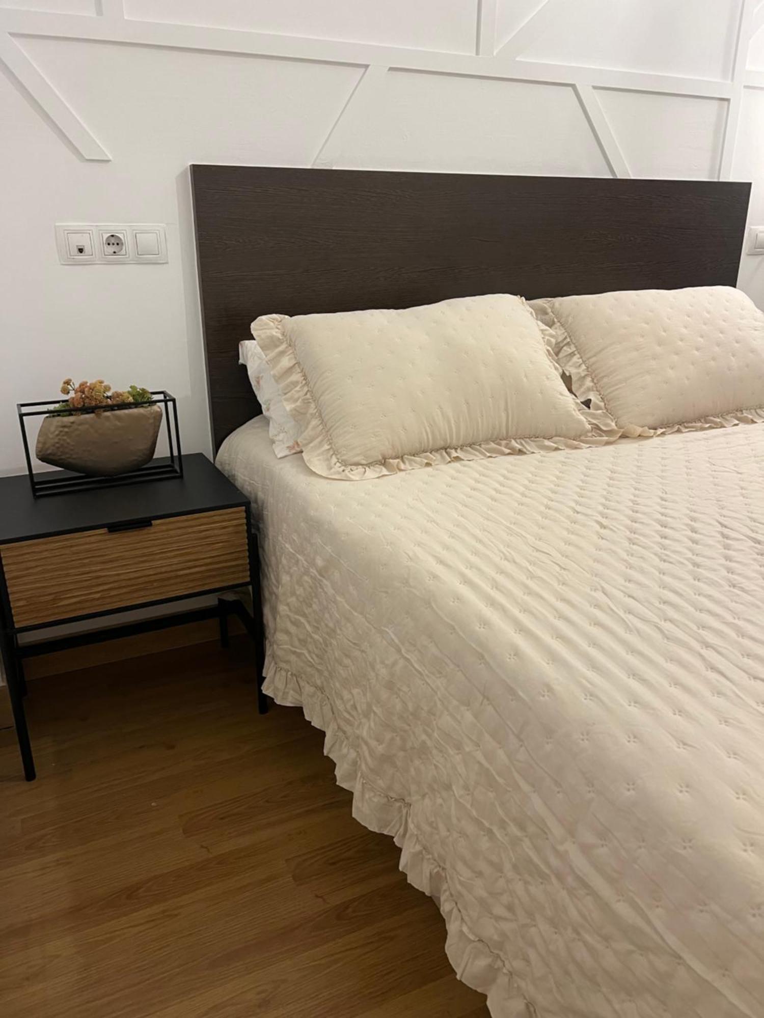 Piso Con Ac, Piscina Y Pista De Padel Y Tenis En 아길라스 외부 사진
