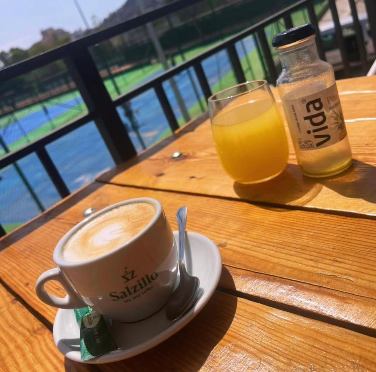 Piso Con Ac, Piscina Y Pista De Padel Y Tenis En 아길라스 외부 사진